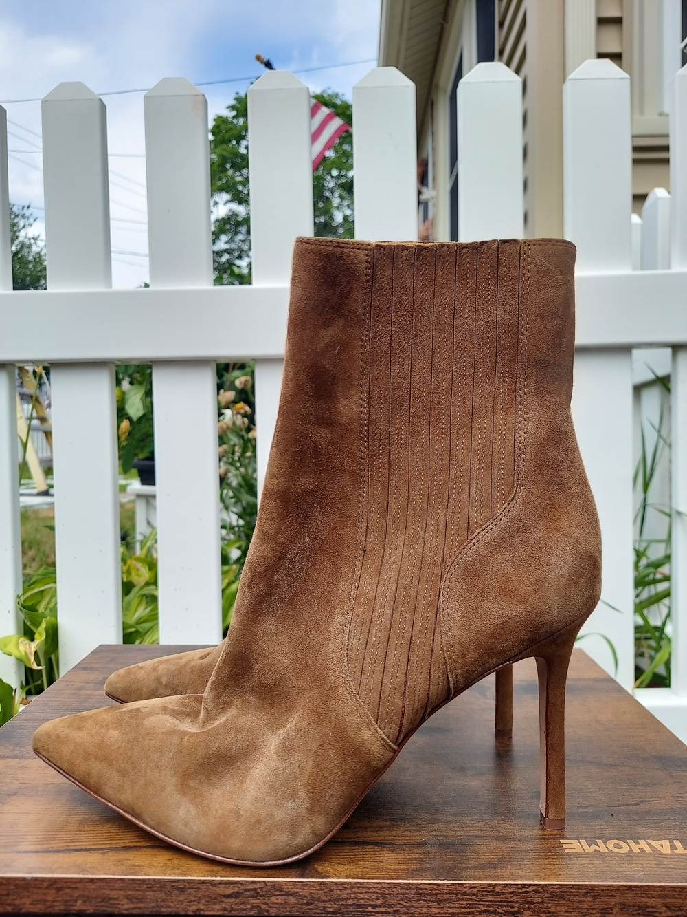 Veronica Beard Lisa Hazelwood Suede Pointed-Toe Ankle Boots Womens Size 10.5 - Picture 2 of 13